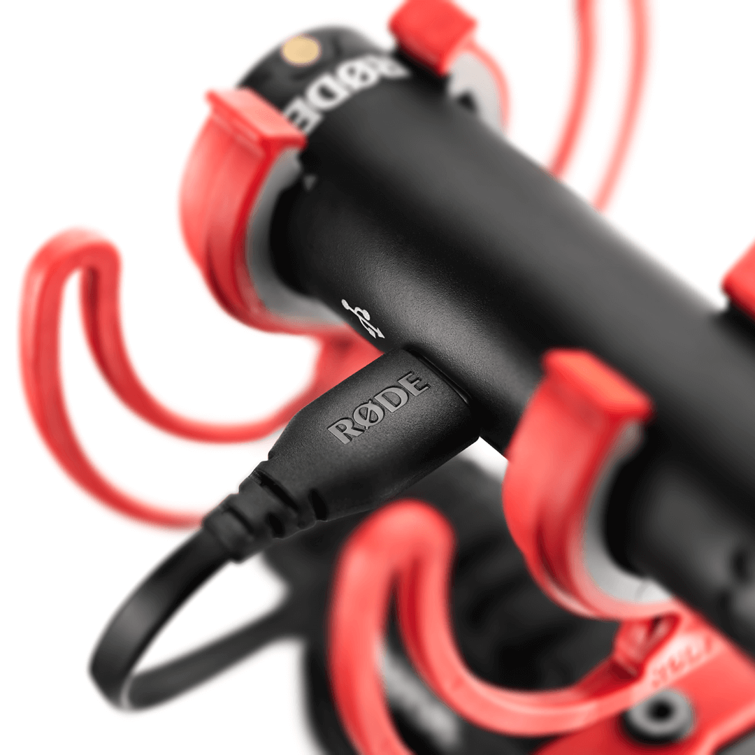 USB cable plugged into VideoMic GO II